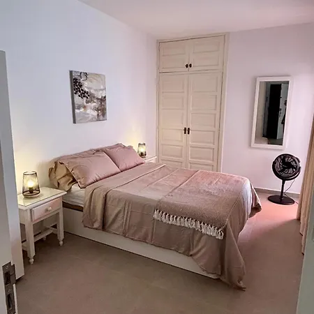 La Colina Apartment *